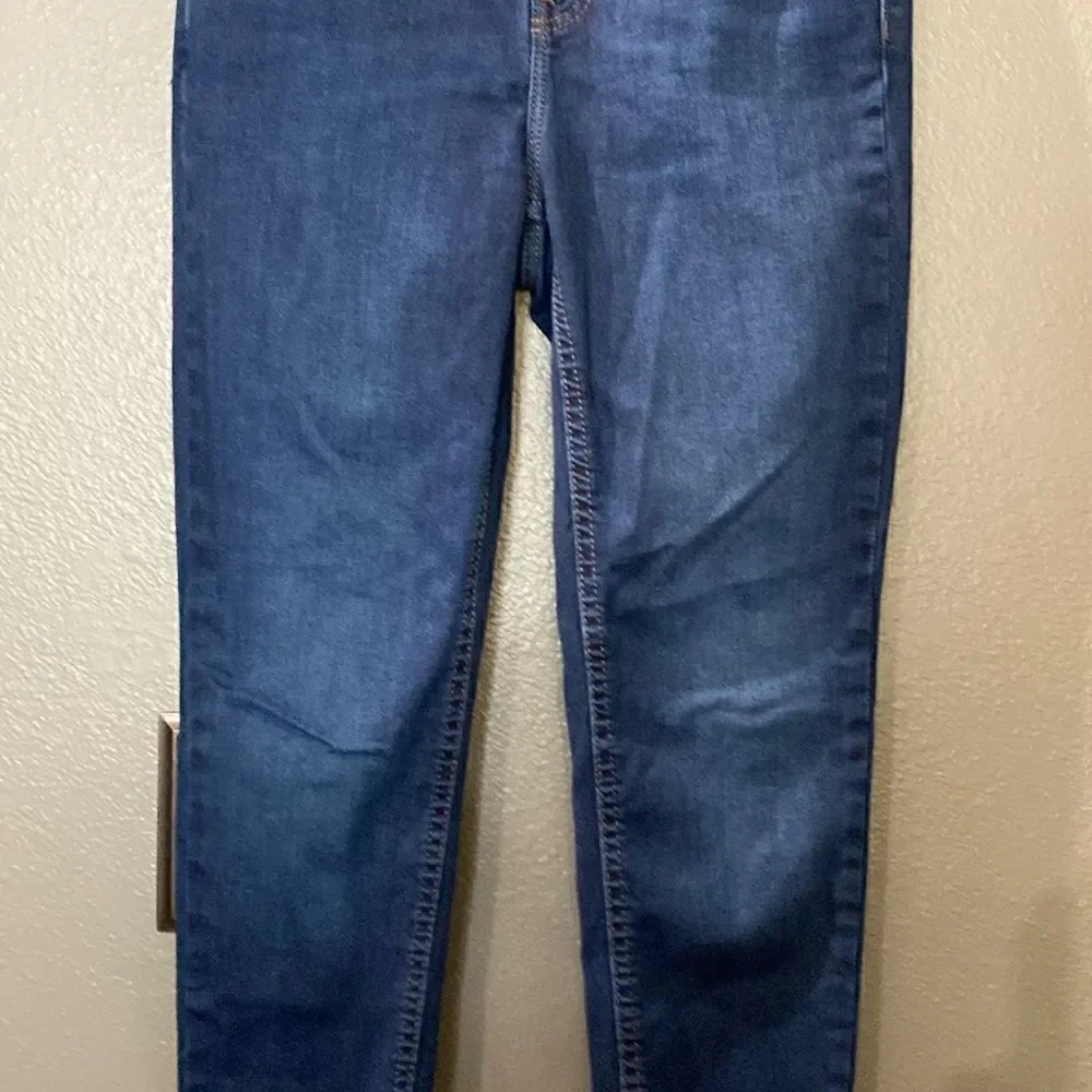 old navy forever fit 36 Cher Dark Denim Wash raw hem Skinny Jeans